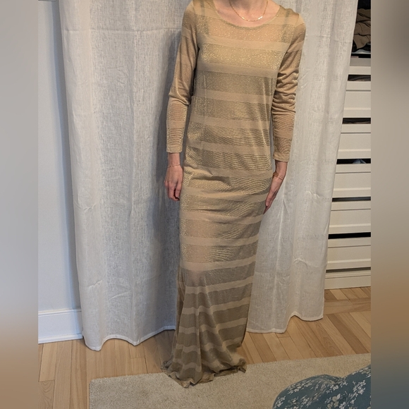 New gold Marciano maxi dress - Picture 7 of 8